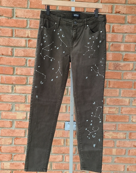 Hand painted constellation green skinny jeans 10 - Picture 1 of 11